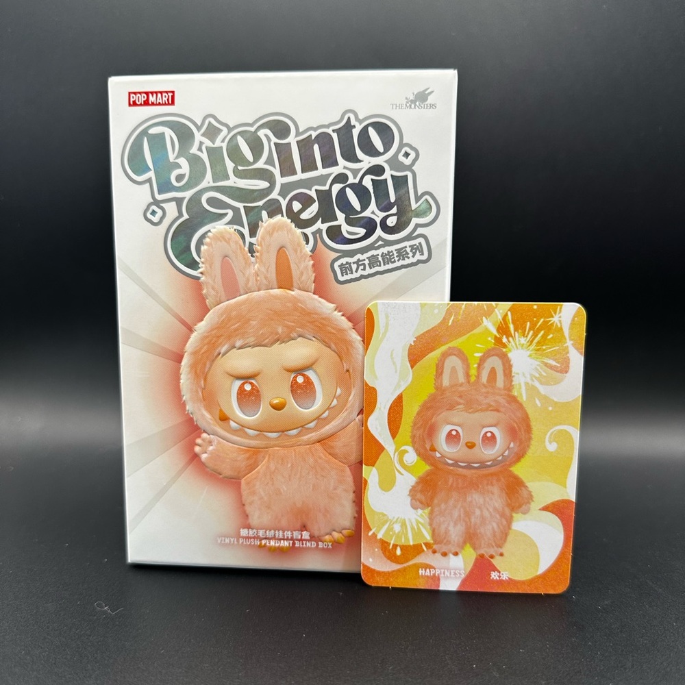 Labubu Big Into Energy Vinyl Face Plushie - Happiness